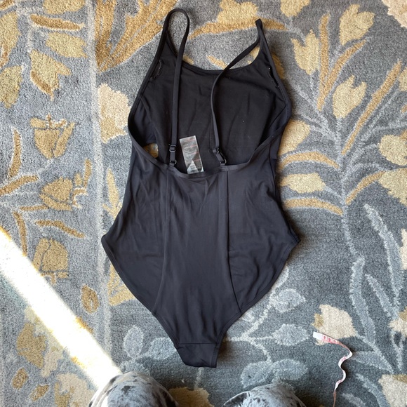 Gymshark One Piece Swimsuit with Cut Outs Size Small - Picture 3 of 7
